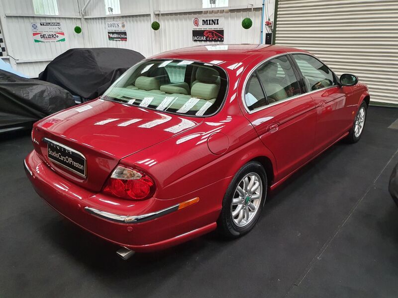 JAGUAR S-TYPE