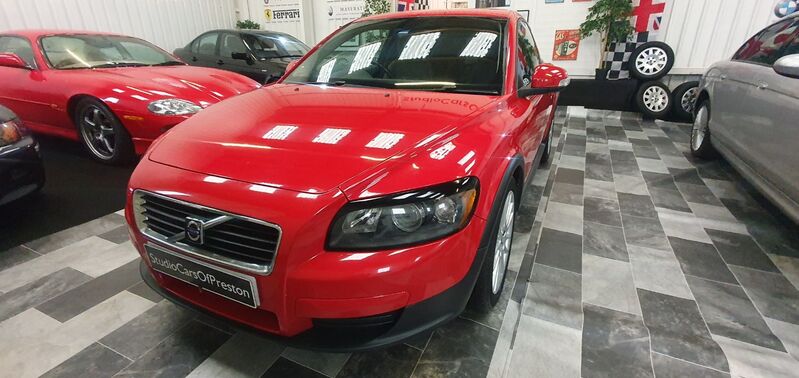 VOLVO C30