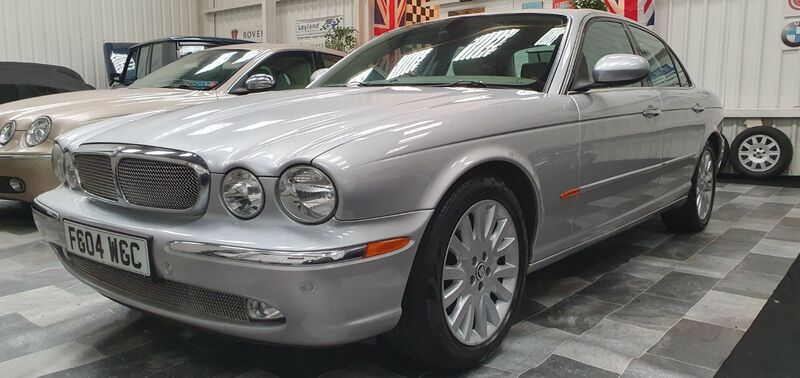 JAGUAR XJ